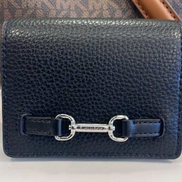 Carson Small Pebbled Leather Wallet - Black - Like New - Used Once - Picture 2 of 5